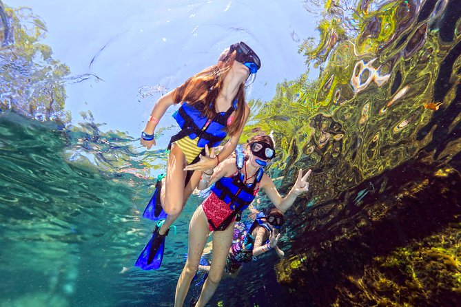 Tulum Tour + Xel-Há Park: All-Inclusive 2-in-1 Discount Combo - Lunch, Unlimited Drinks, and Showers: The Included Comfort Piece