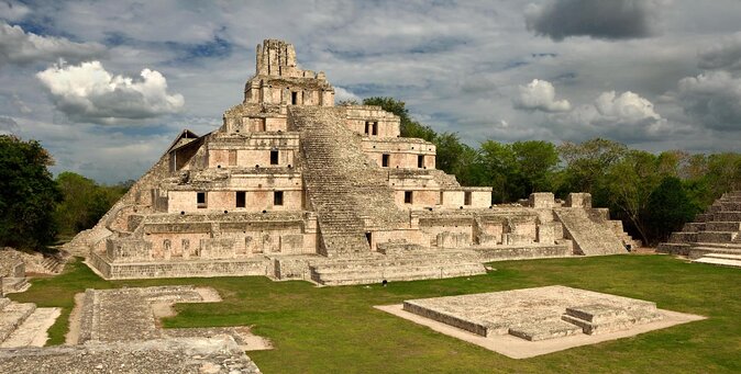 Uxmal and Kabah Ruins Tour with Chocolate History - Kabah Ruins: a shorter visit that still packs punch