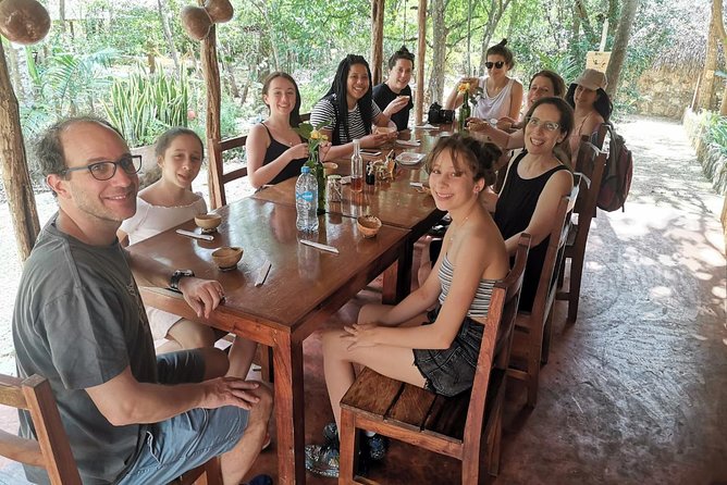 Valladolid Mayan Bees Tour with Lunch or breakfast and Honey Tasting - Souvenirs and the end photo: turning the visit into something you can take home