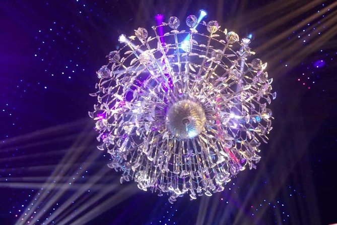VIP Nightclub Tour in Playa del Carmen - Warm-up bar and your guide: how the night gets organized