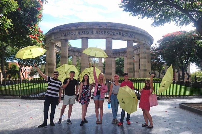 Walk Guadalajara! - Teatro Degollado and Plaza Fundadores: Learning the Centro Layout