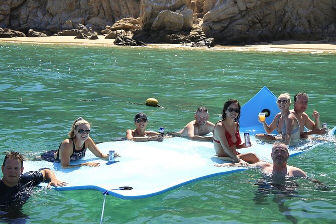 Whale Watching and Cabo San Lucas Arch - Guides, Captains, and Photo Support: What You Should Watch For