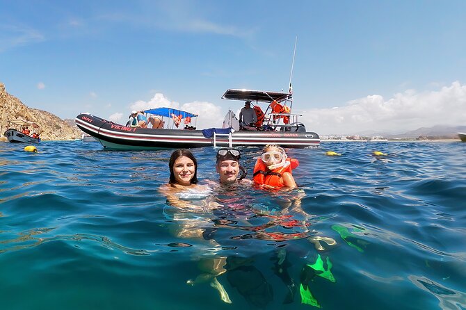Whale Watching & Snorkeling Combo in Los Cabos with Photos Included - Guides Who Focus on Vantage Points and Staying Off the Crowds