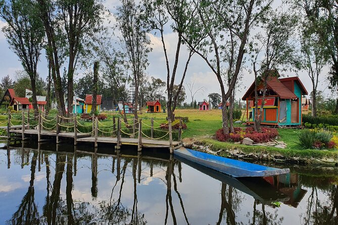 Xochimilco Barco Fiesta Tentacion 18+ with Open Bar and Tacos - What the included food is like (and how to plan your expectations)