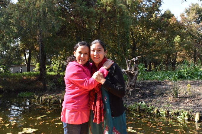 Xochimilco & Coyoacán Private Tour: Canals, Markets & Local Food - Xochimilco floating gardens: the included boat ride that anchors the day