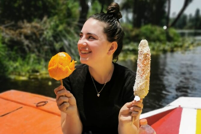 Xochimilco Magic: Culture, Canals & Mezcal, 3hr boat adventure! - Laguna Tlilac and the La Llorona legend walk