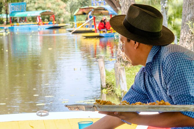 Xochimilco Magic: Culture, Canals & Mezcal, 3hr boat adventure! - Chinampa ONKALI: a family-cooked meal break