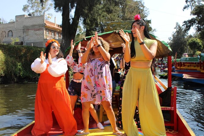 Xochimilco & Mexican Party with Guacamole & Unlimited Drinks - Floating alongside the Island of the Dolls replica story