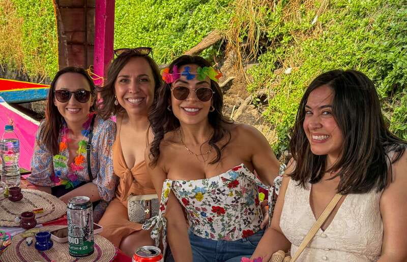 Xochimilco: Tequila tasting (unlimited) and cultural party on a boat - Logistics: meeting at Las Flores Nativitas or Mezcalicious