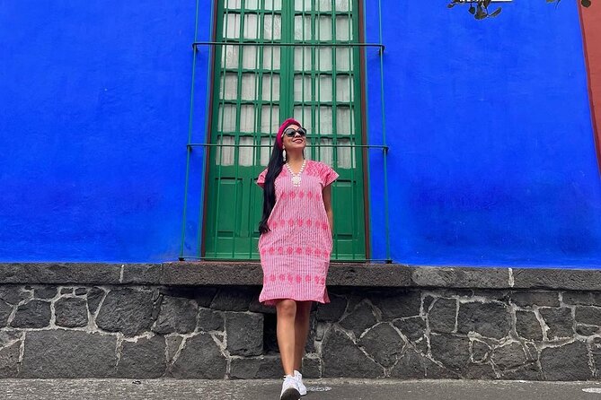 Xochimilco Tour & Frida Kahlo Museums - Xochimilco canals on a private trajinera, mariachi and snacks