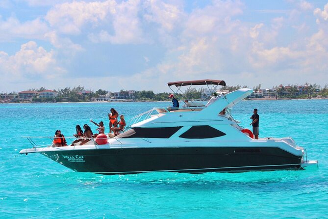 Yacht 48ft Rental in Cancun for up to 15 people - Why a 48ft private yacht in Cancun feels worth it