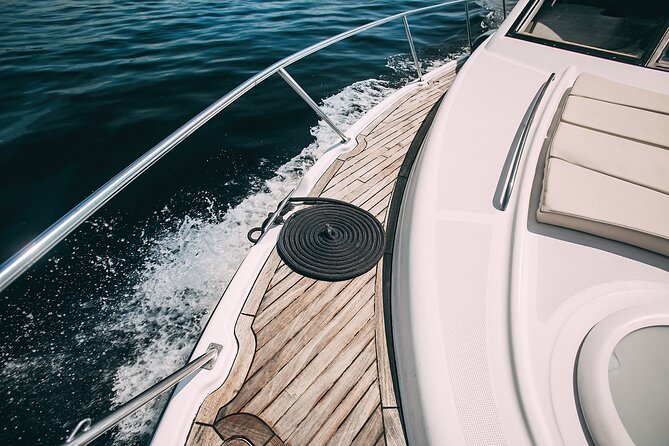 Yacht Meridian 40FT Best Private Rental in Cancun - When this yacht rental fits best (and when to rethink it)